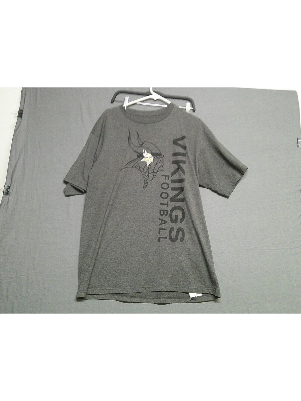 Minnesota Vikings Football Gray T-Shirt Size Large